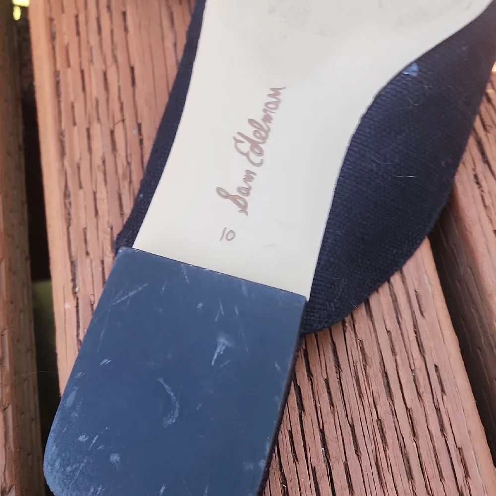 Sam Edelman Black Mules with Cushioned Sole - Picture 6 of 7